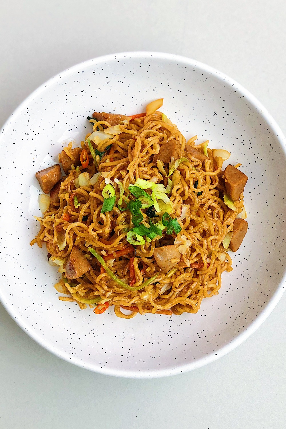 Easy Indonesian Fried Noodles (Mie Goreng) - Toast To Home