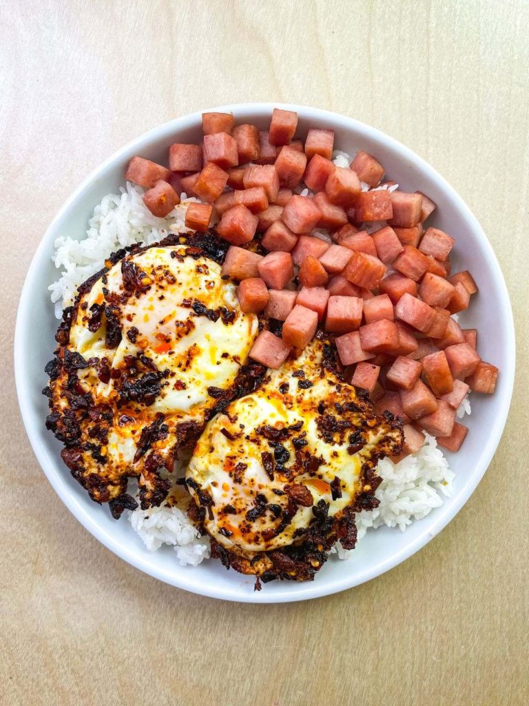 Steamed White Rice With Fried Egg